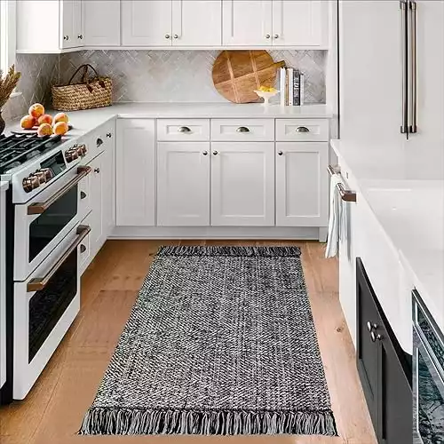Collive Washable Area Rug 3' x 5', Modern Woven Kitchen Rugs, Black/Cream Braided Cotton Rug Indoor Door Mat Throw Carpet for Entryway Living Room Nursery Mudroom Laundry Room